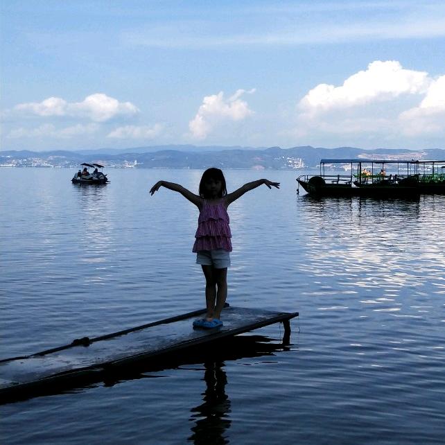 琼(ಥ_ಥ)……关赞永回