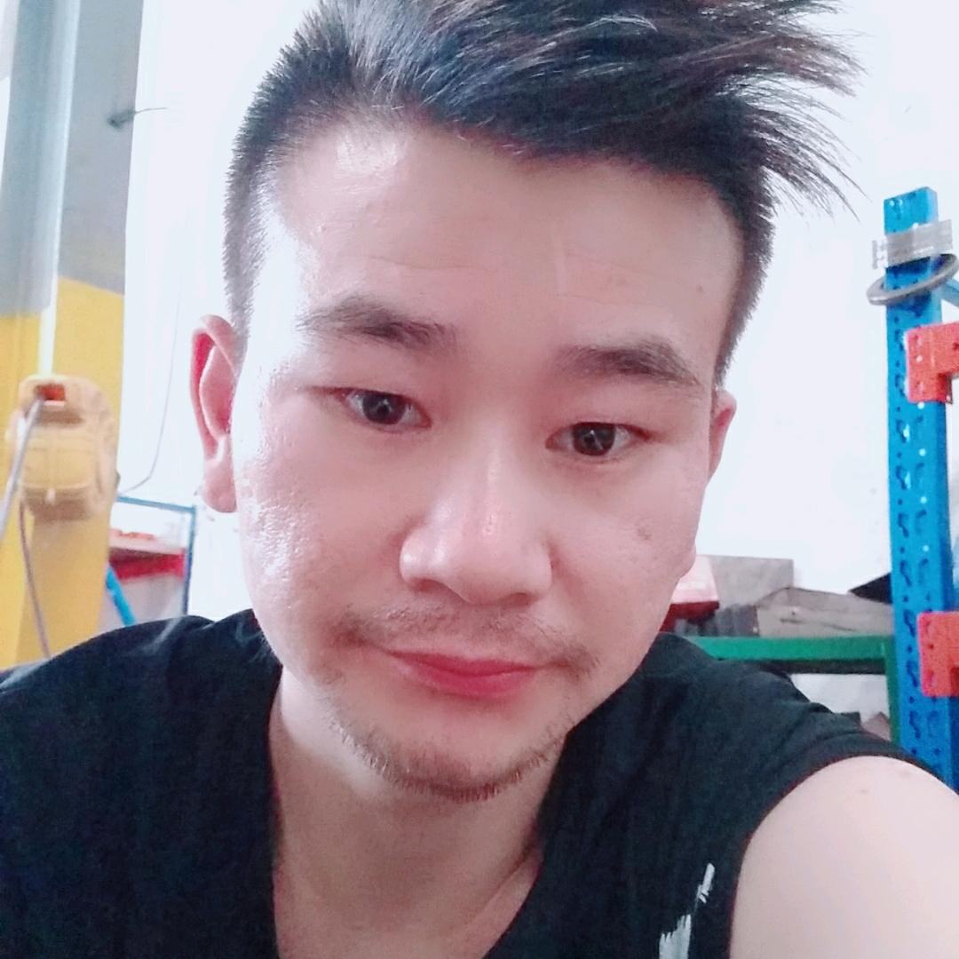 つ y1个小流氓彡