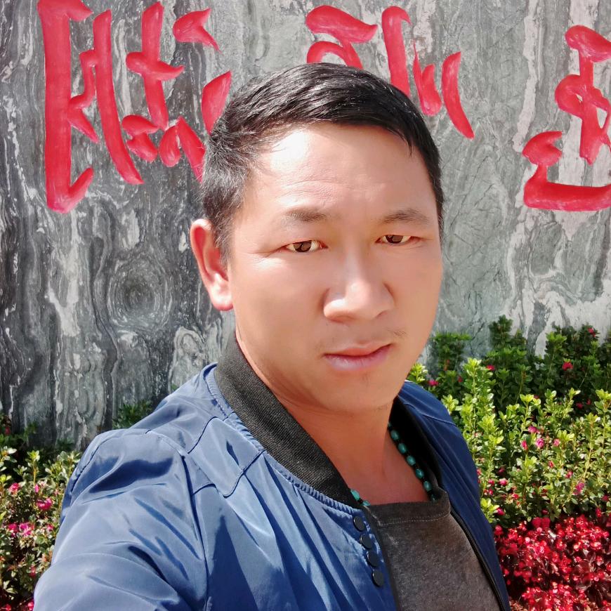 承接各种蔬菜大棚温室安装维修