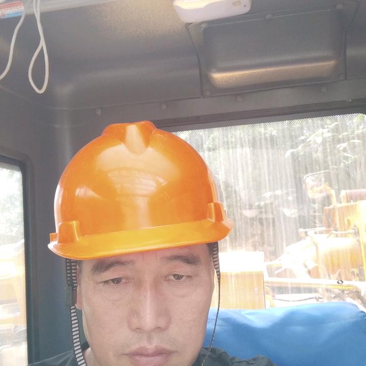 上海欲茂机械高健吊车出租