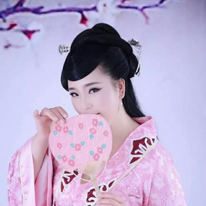 蝶舞。青青