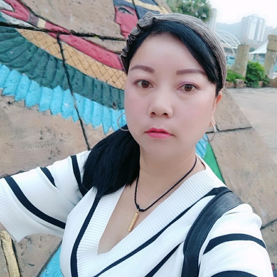 李晓芳
