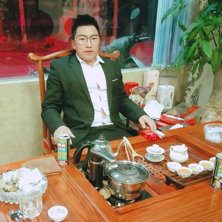 痛向谁🔒 倾诉