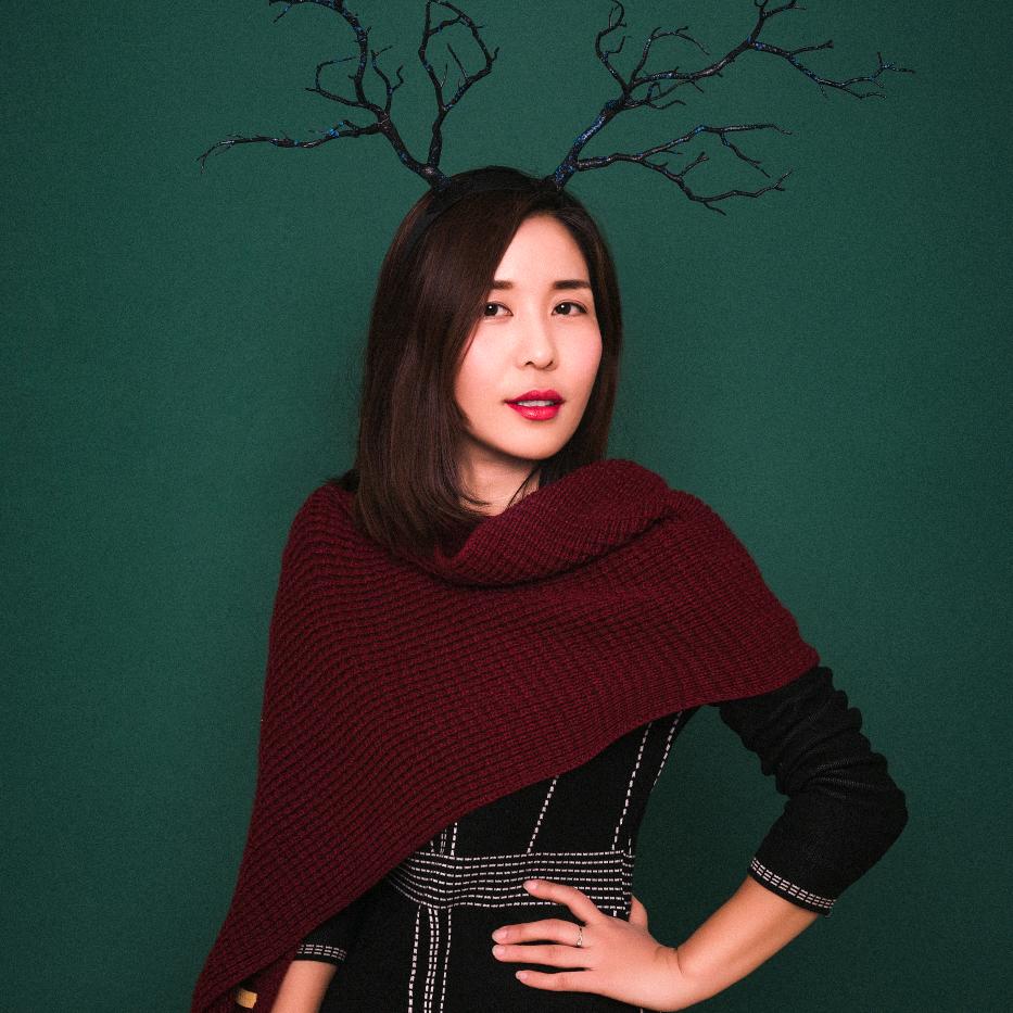 丽婷婚纱礼服馆