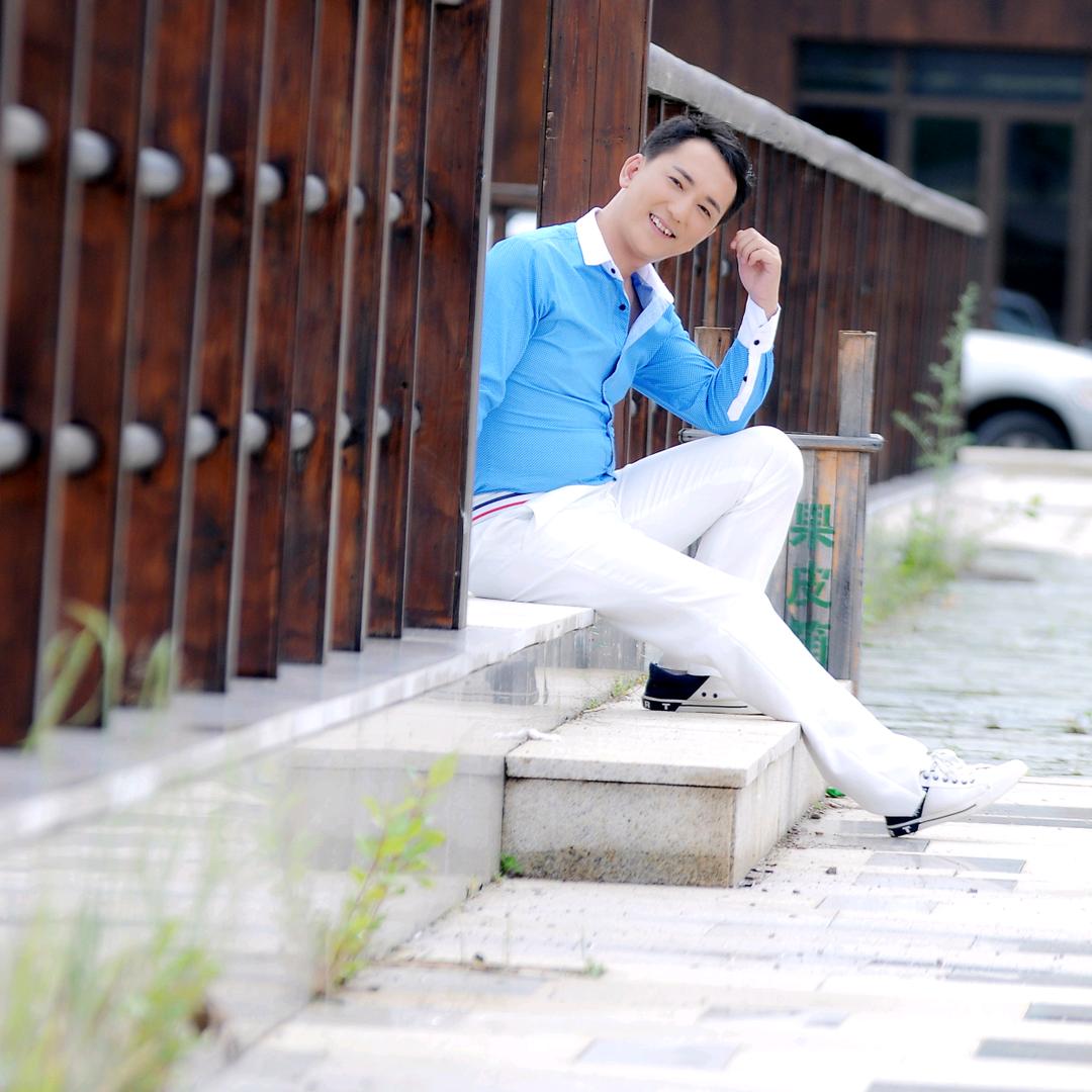 এ᭄敖鲁古雅满哥ꦿృ༊