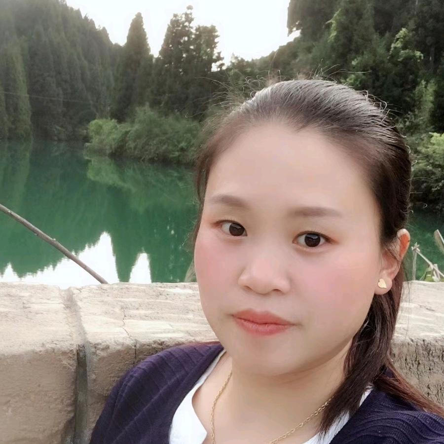 情悠悠(覃)