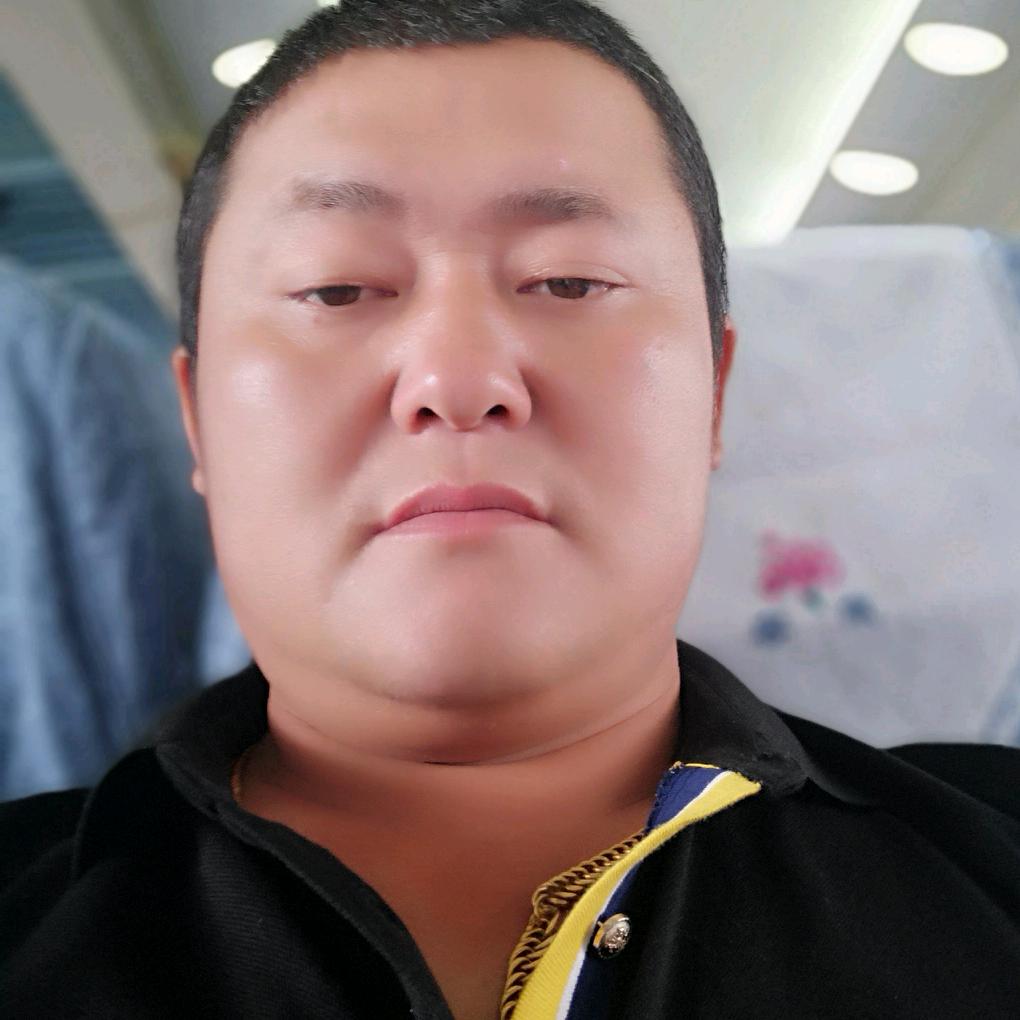 老罗外墙瓷砖装饰