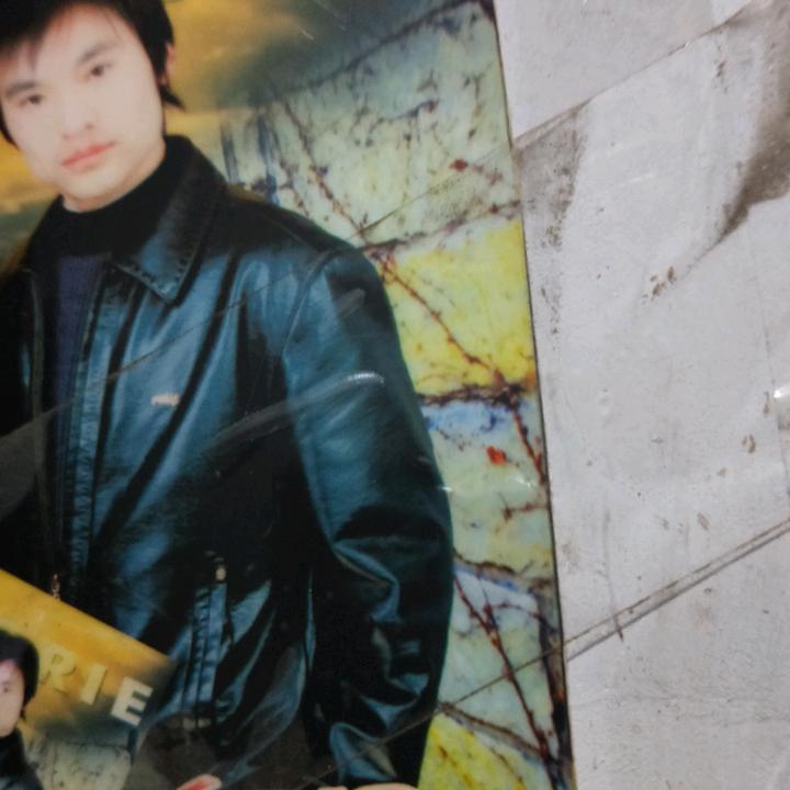 专业高价回收礼品名品