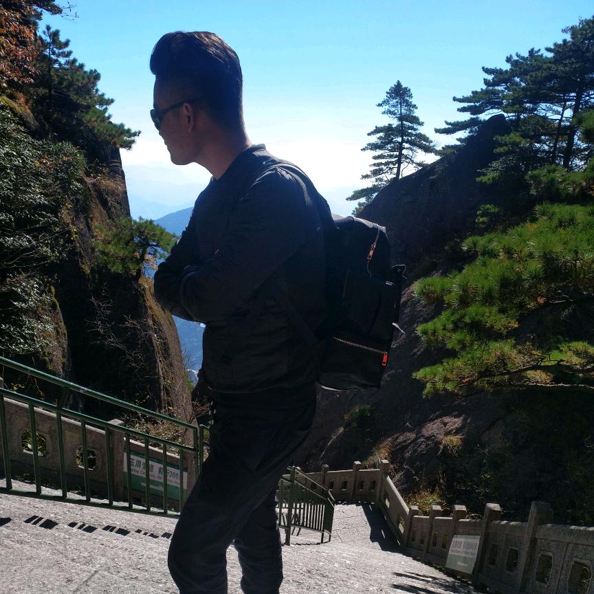 @马小马🐎