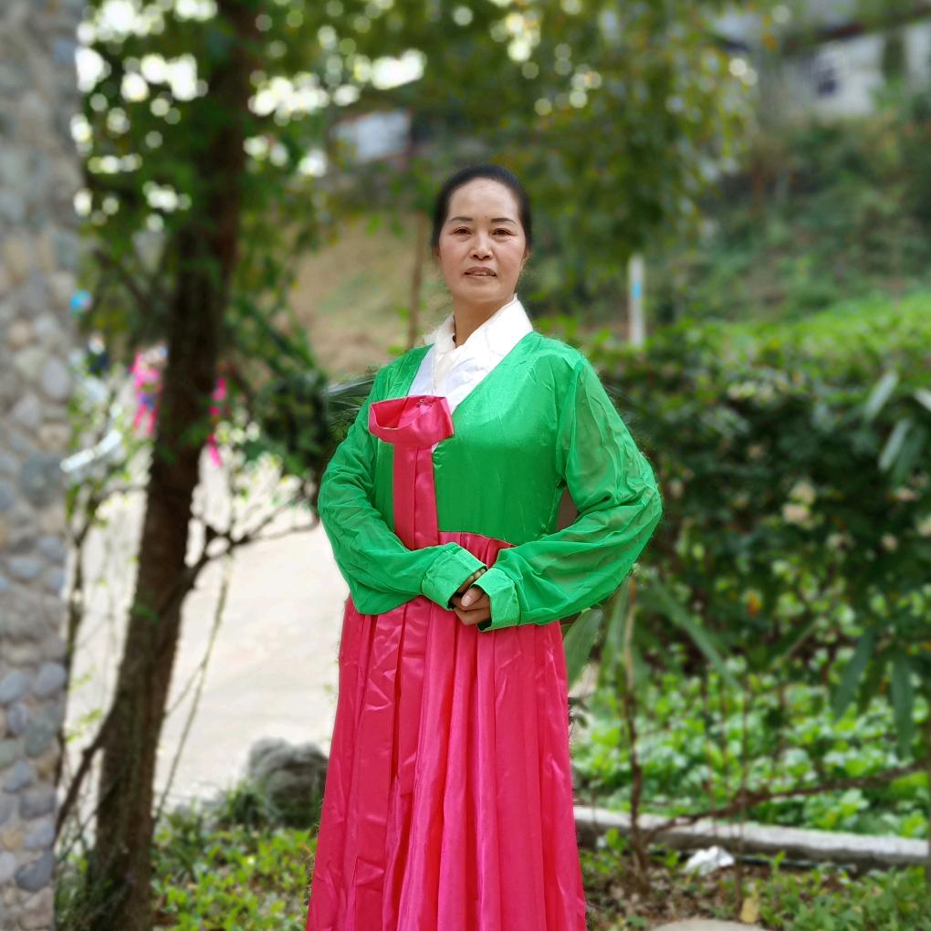 李琼，