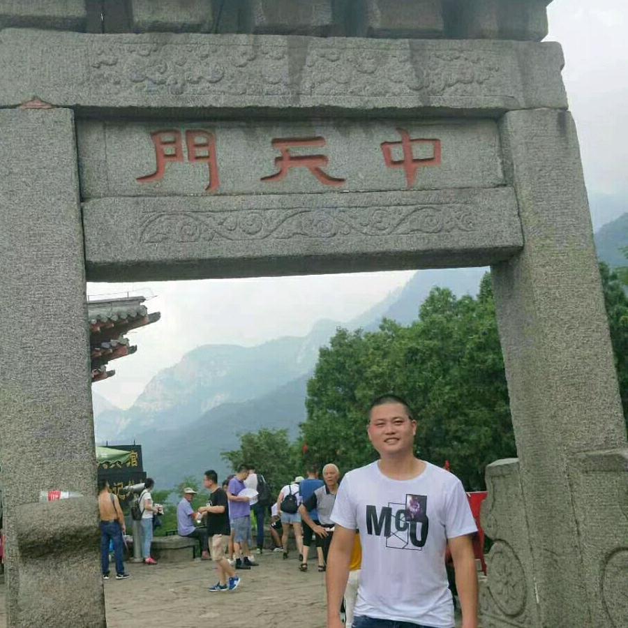 卖汽配的 海哥哥