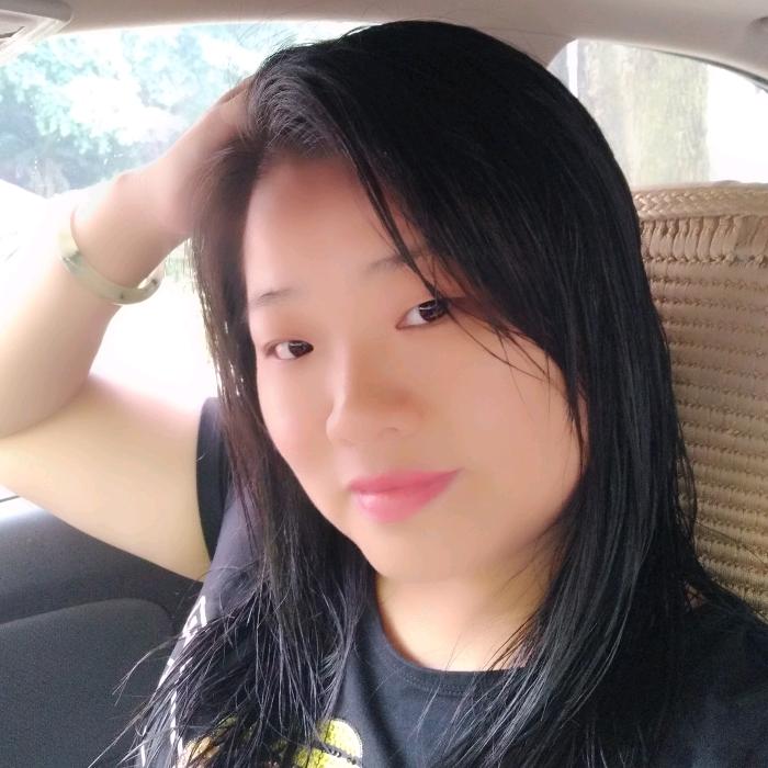 小酒窝💔💔