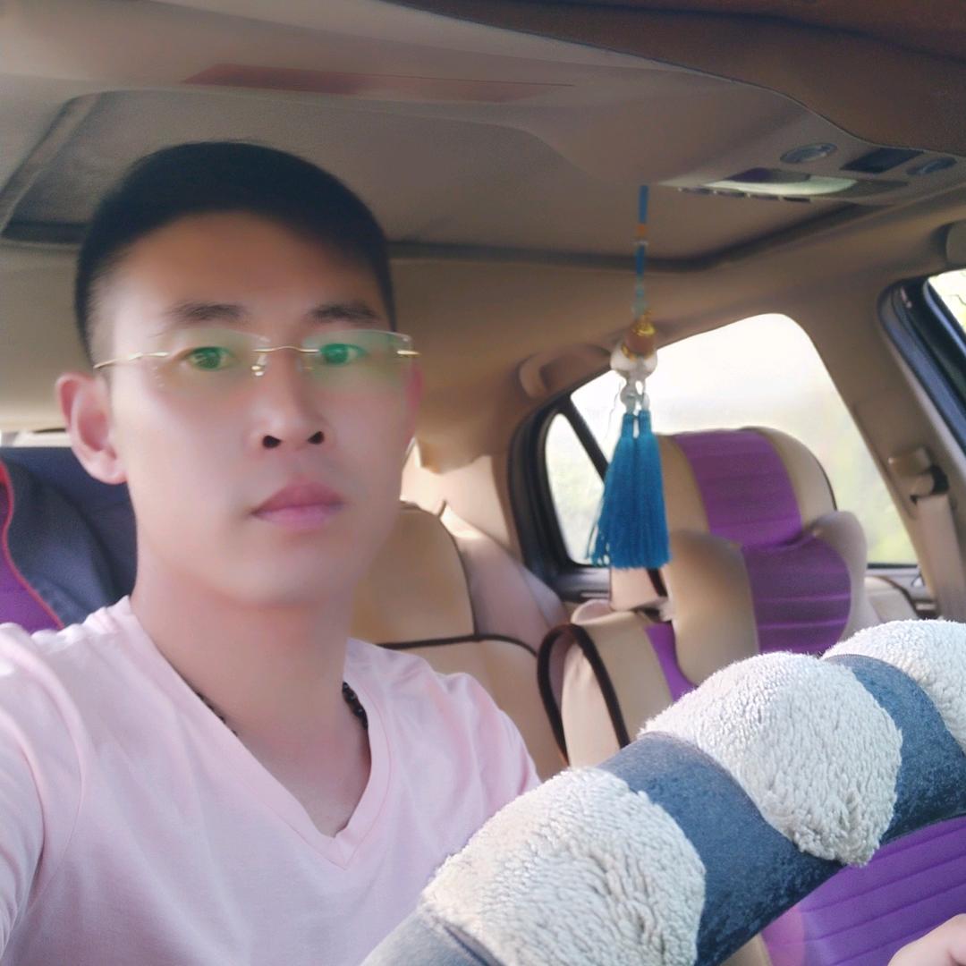 齿留香滋补养生烤乳鸽