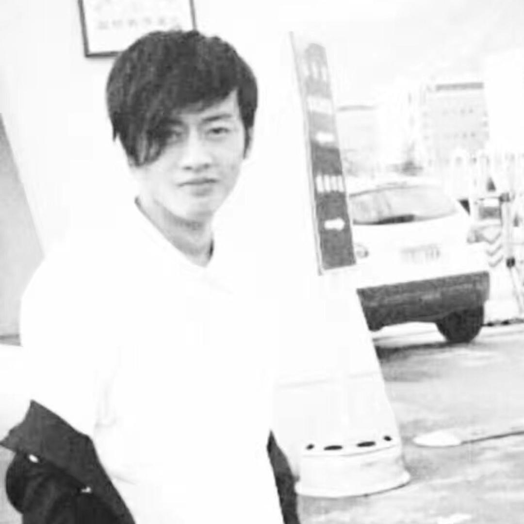 那个有故事的男人