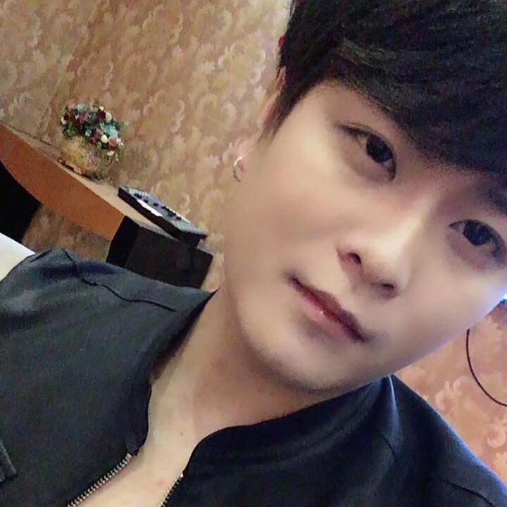 转身挥手终是梦