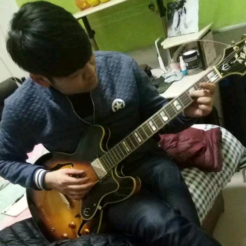尼古拉斯铁蛋