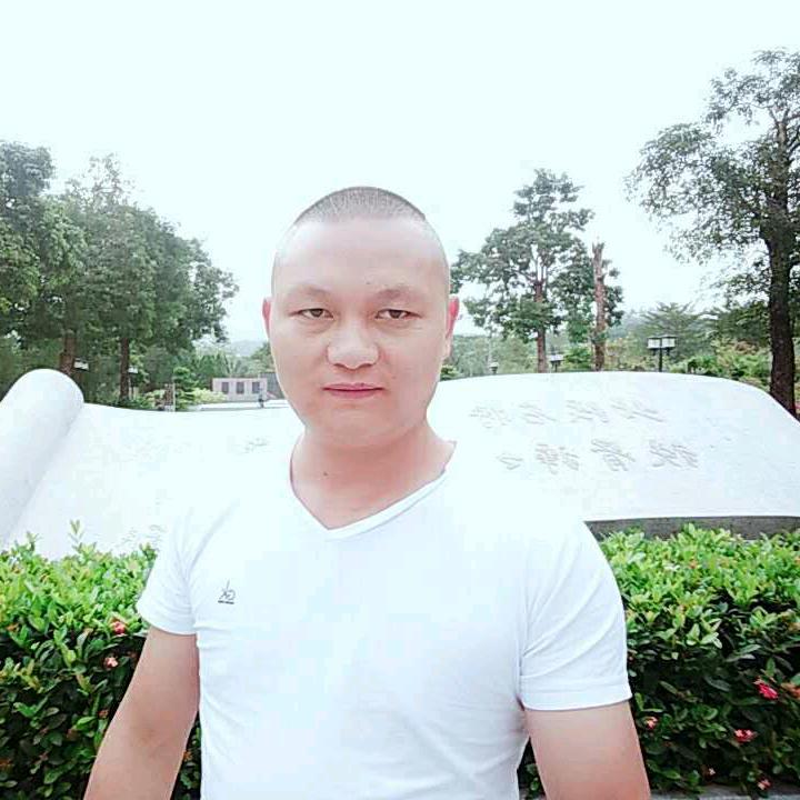 何志成