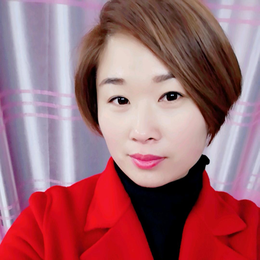 家电太阳能维修清洗的妹子💋