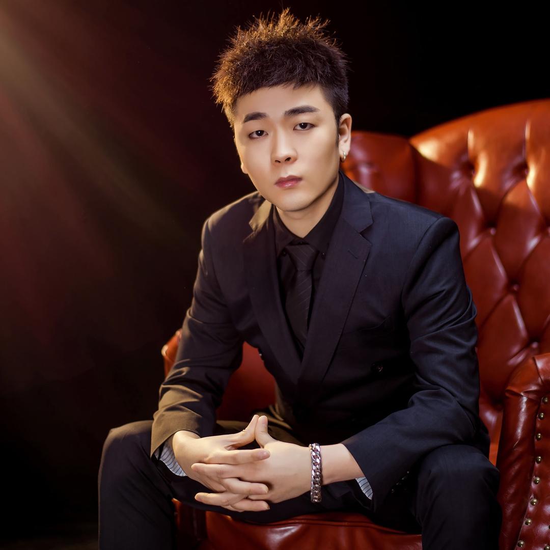 ONE SALON 李恒