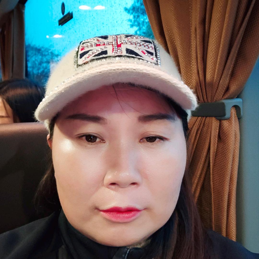 何红