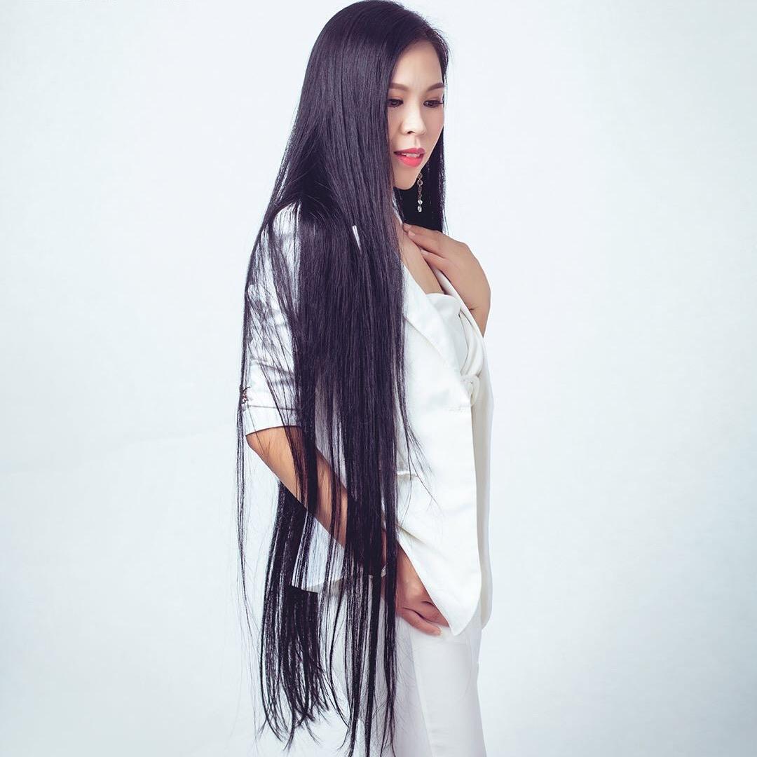 长发吉妹