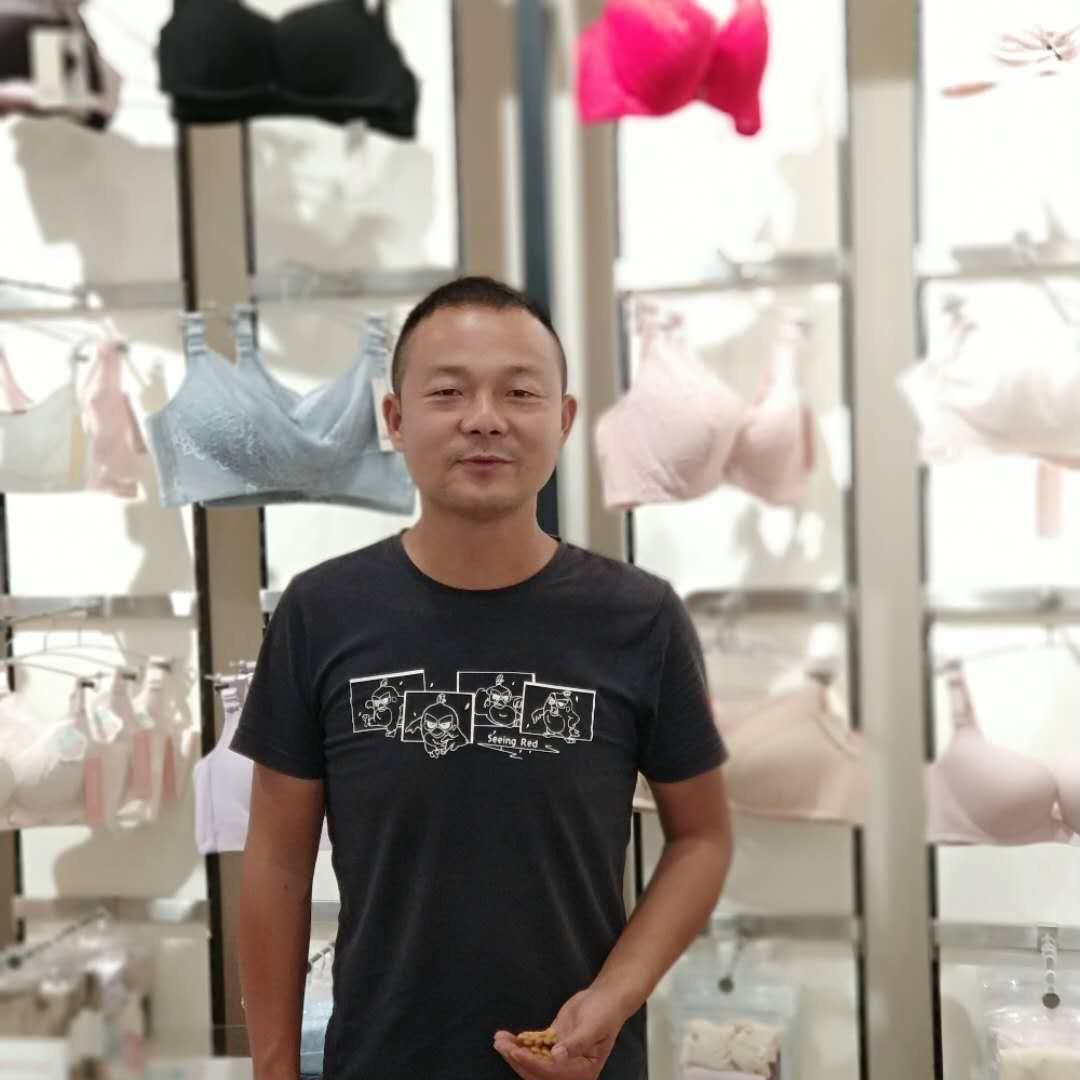 君临天下