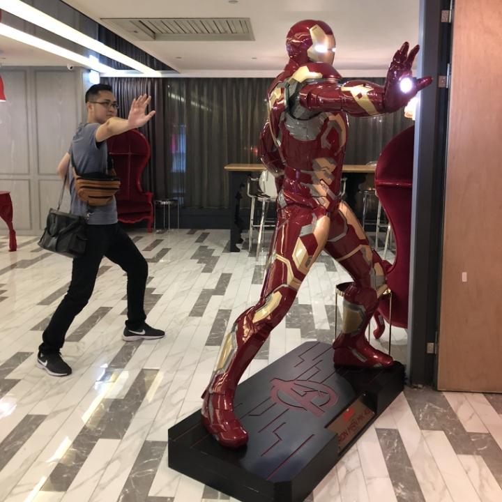 东风吹大树