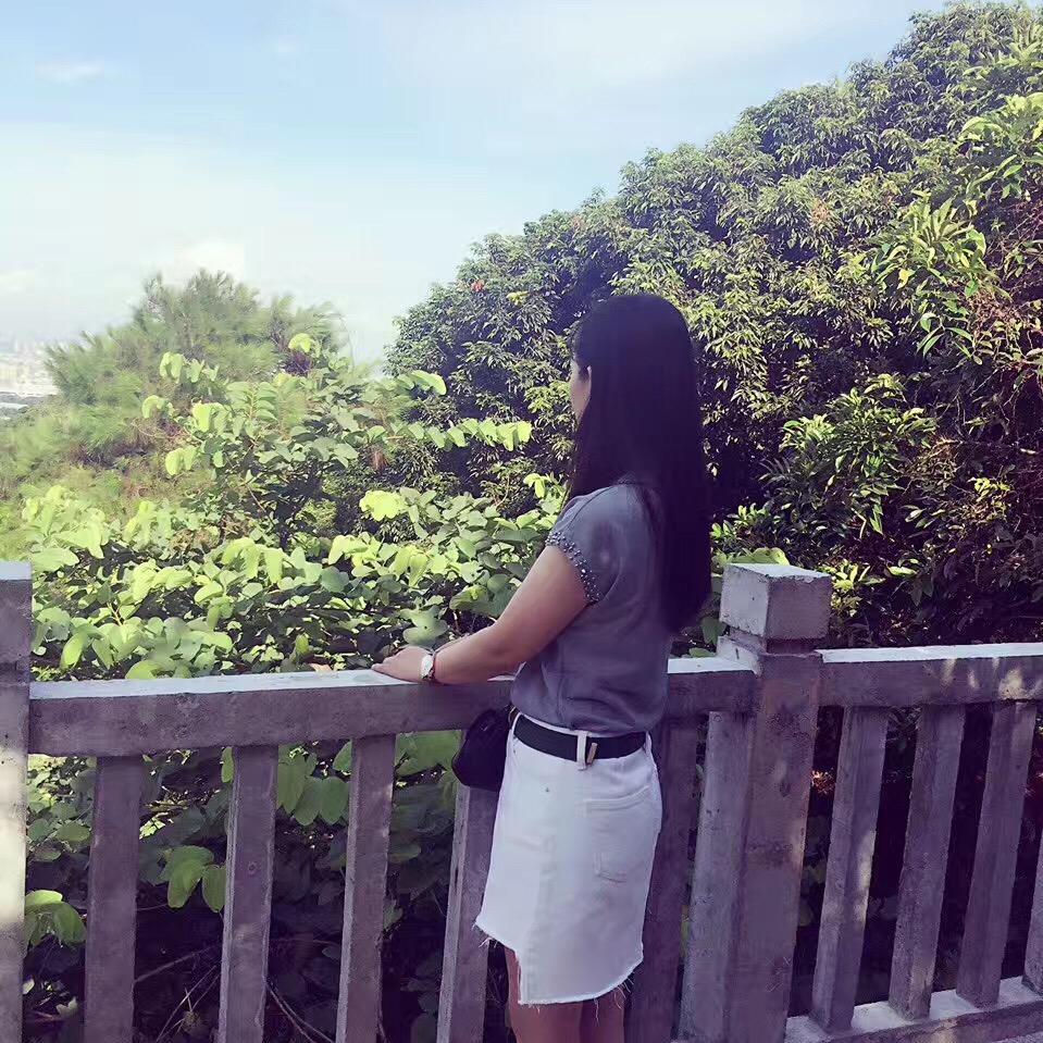 乐悠然