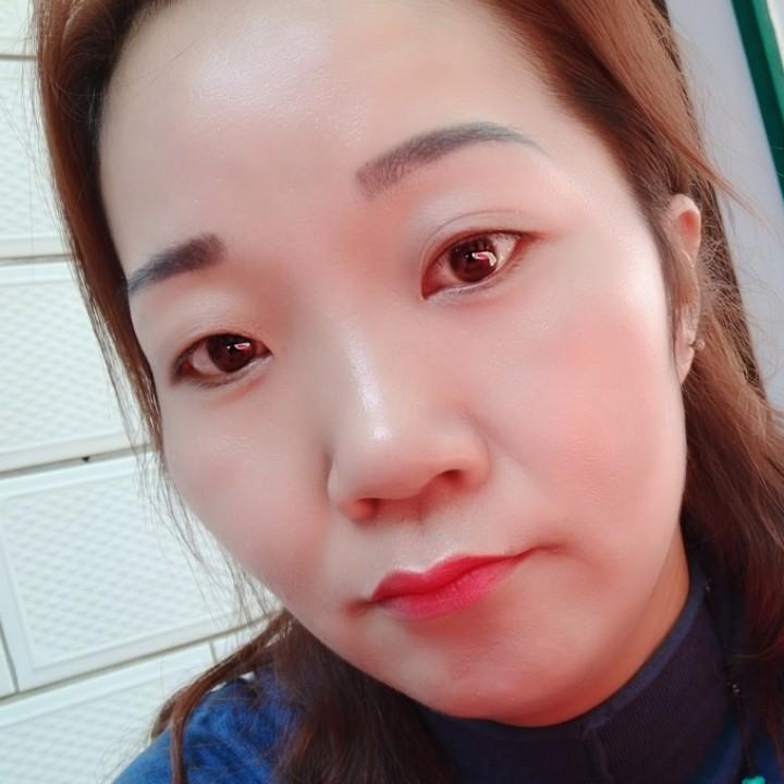簸箕掌村妇