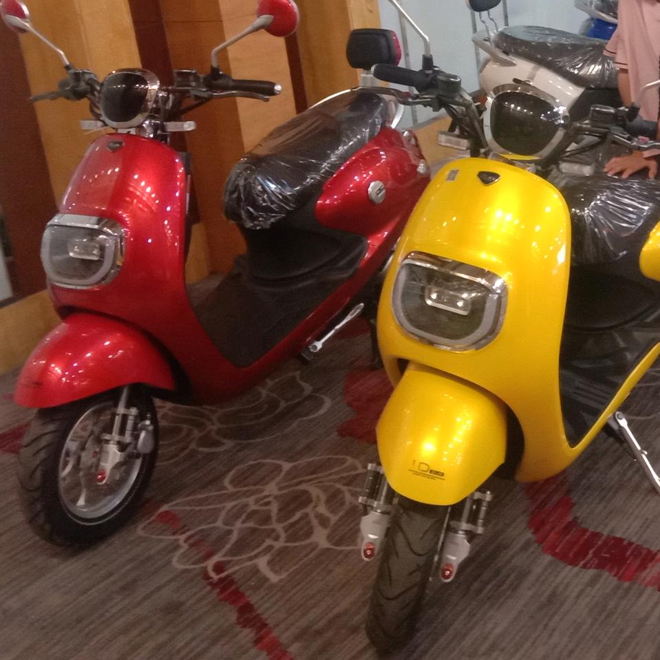 五星钻豹电动车专卖店