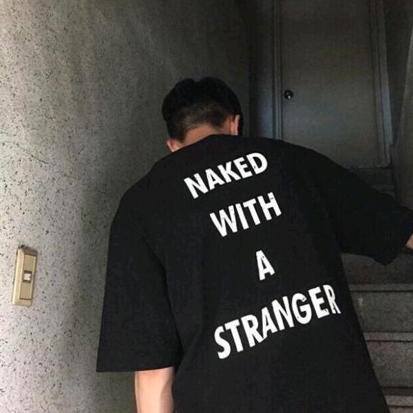 正经人小王