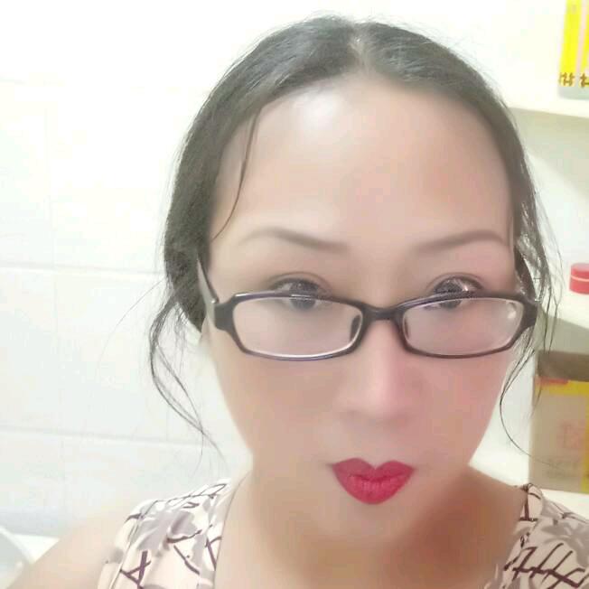 宜沟查尔斯顿眼镜店