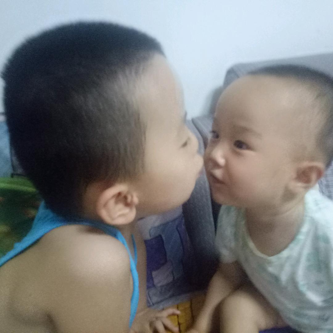 楷瑞悠悠