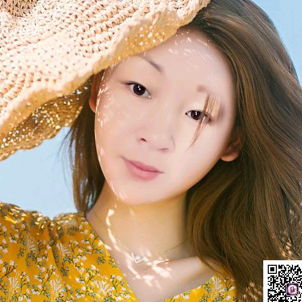 李霞