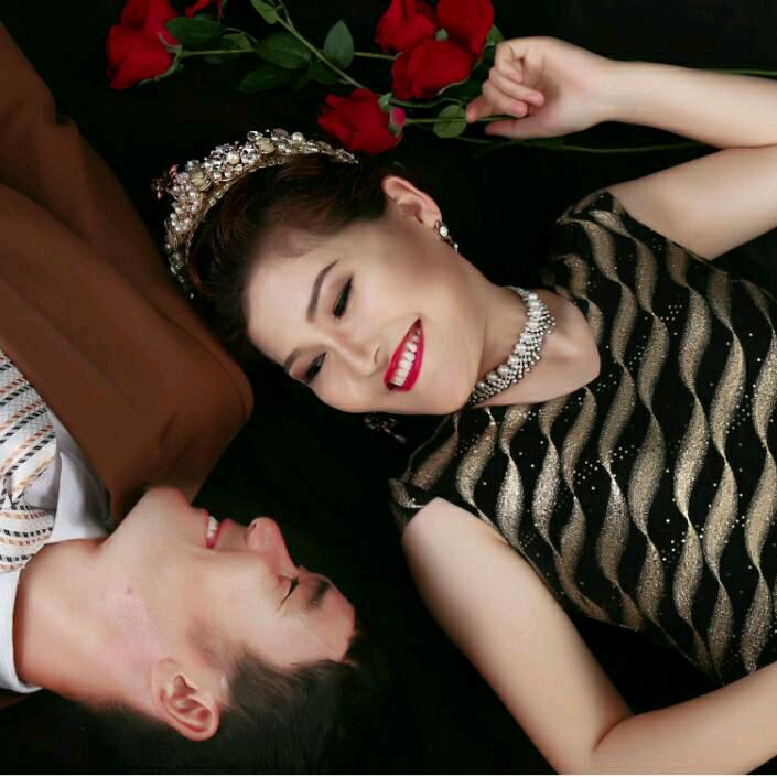 佳佳