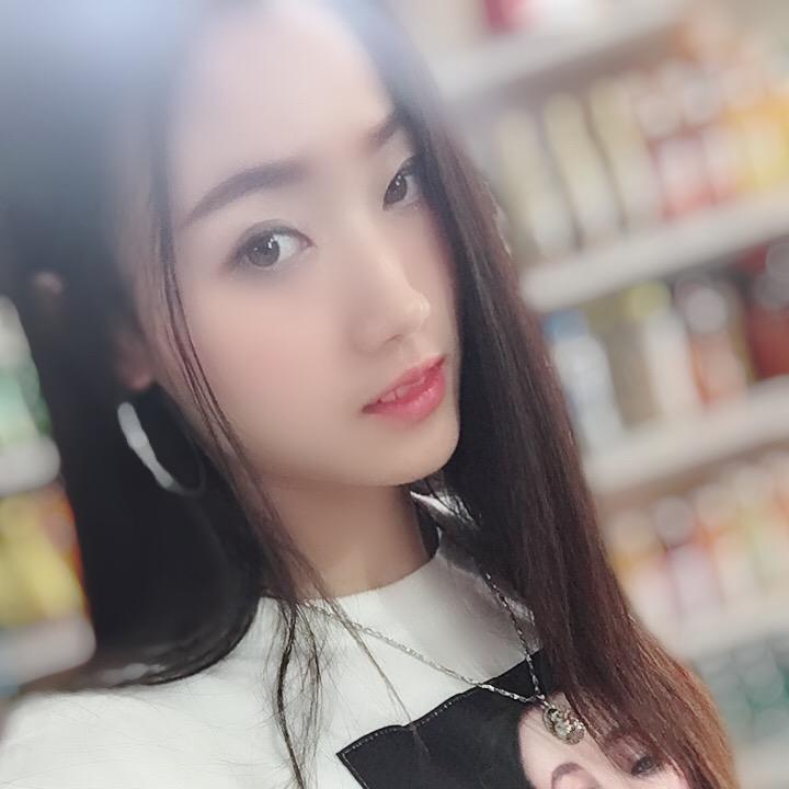 梁梦真