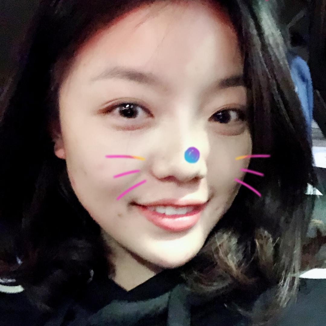 大脸妹。