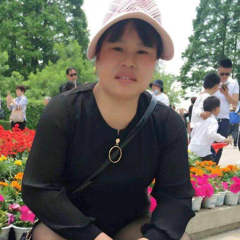云朵🌹🌹🌺🌻🌻