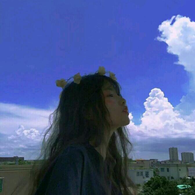 轻᳐陌莹᳐੭