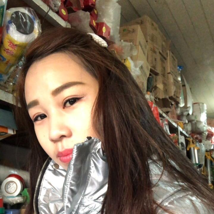 开心快乐的一家人🔩