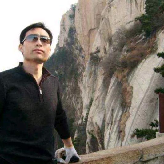 平陆马老大开锁换锁。指纹锁。配汽车遥控器