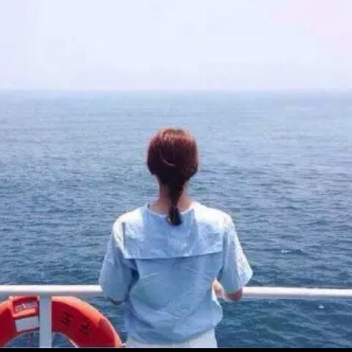 云淡风轻（谢绝连赞）