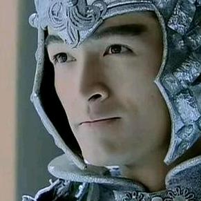 实在是己不由身