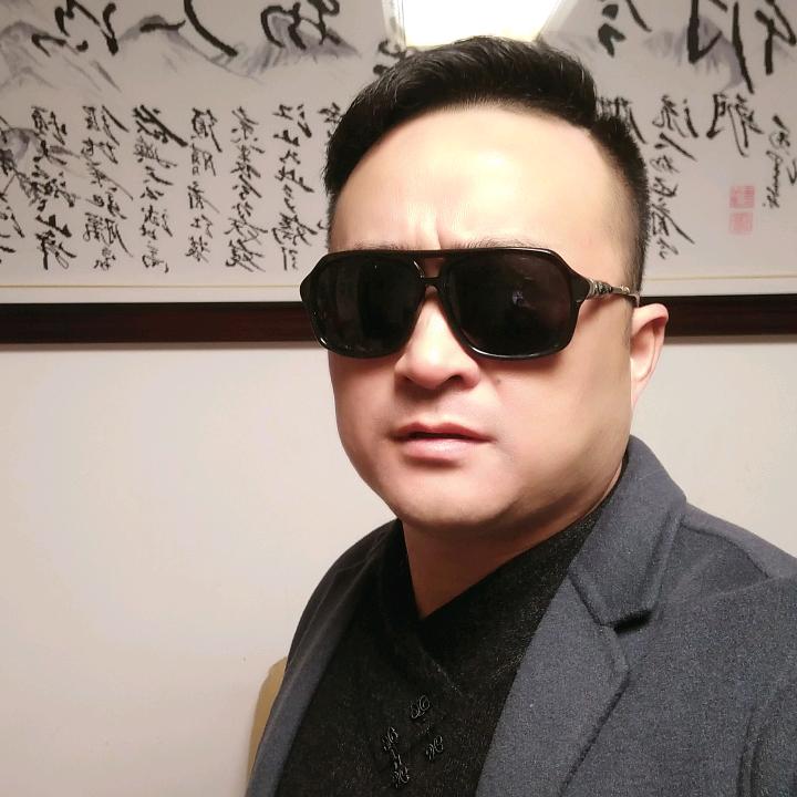 老腊肉(服装）