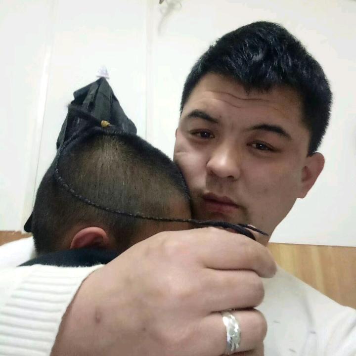 姚海明