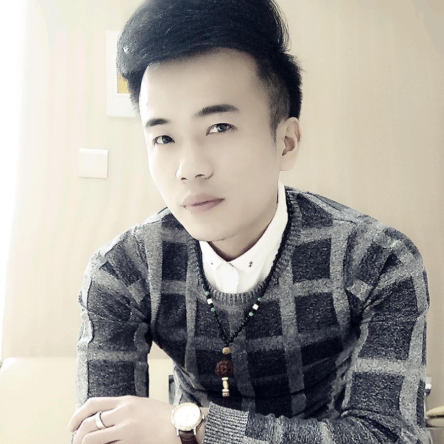 大家都叫他👉璞哥