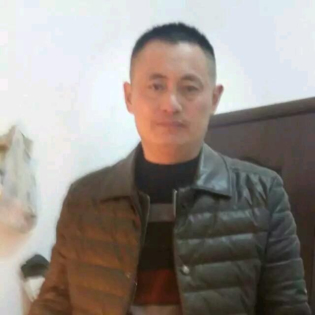 快乐时光严三