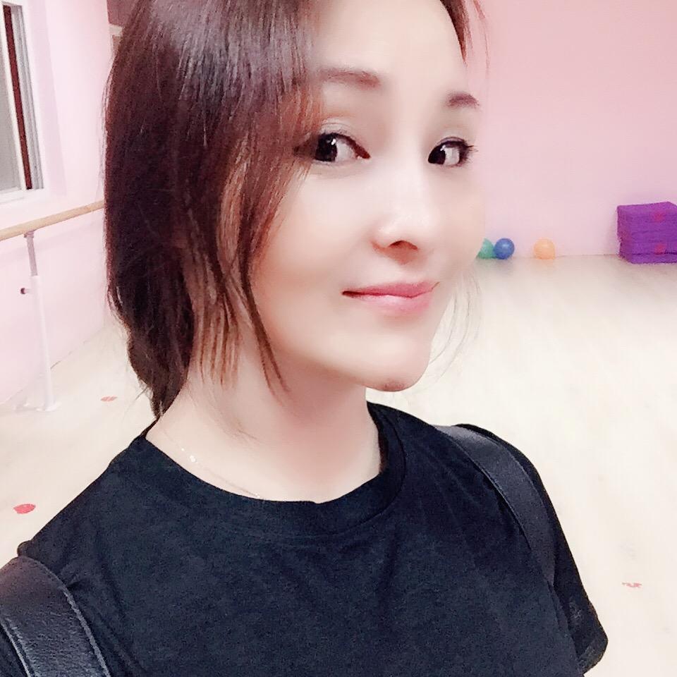 卫辉健达舞校