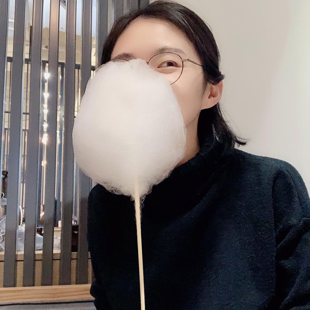 爱画画的萌萌老西