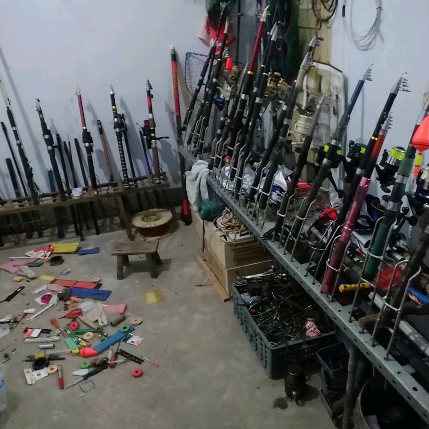 修水陈三担钓鱼群